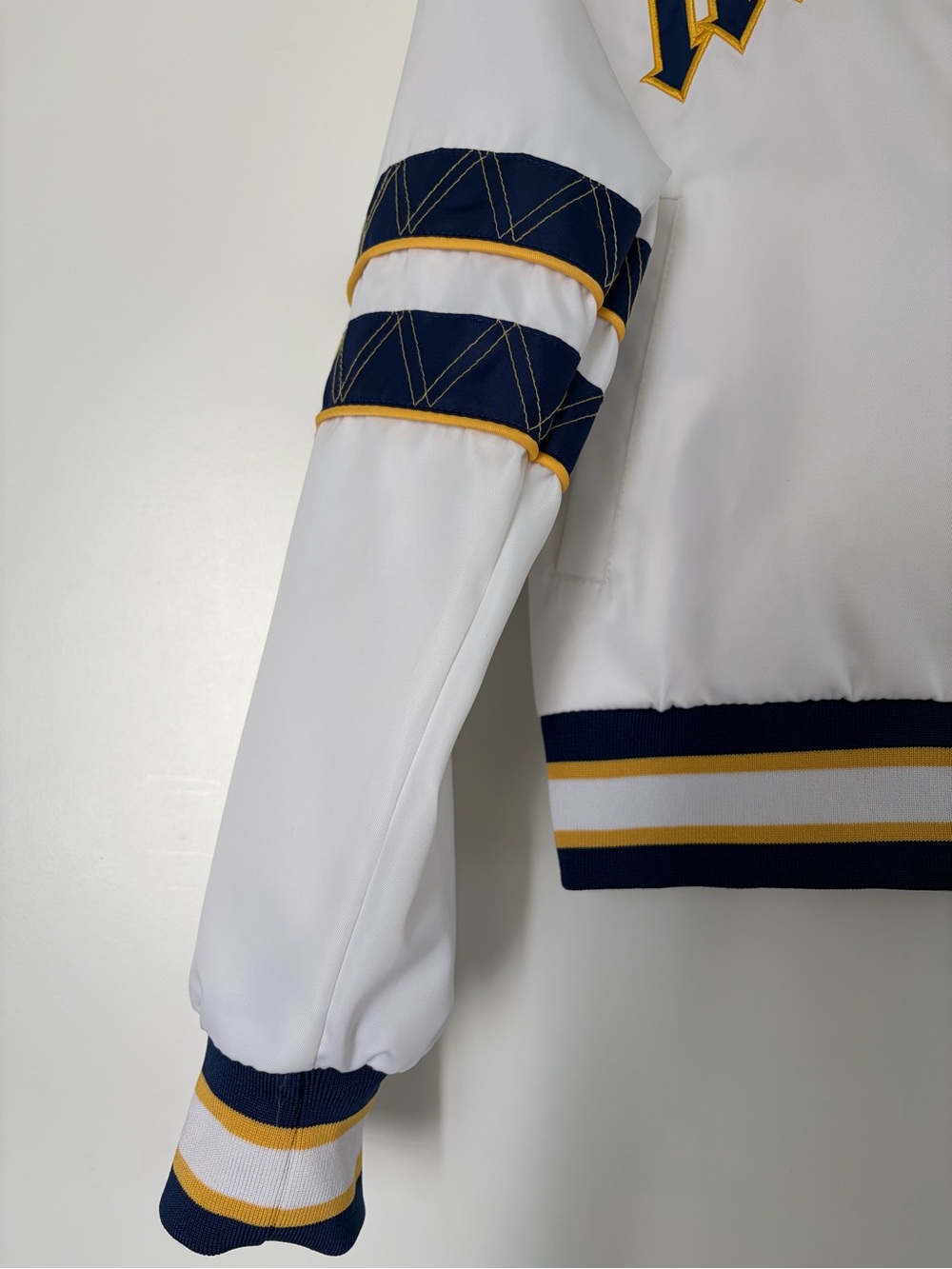 Seattle Mariners Jacket - Picture 2 of 4